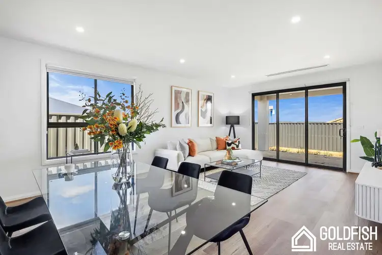 8 Gibson Street, Lucas VIC 3350