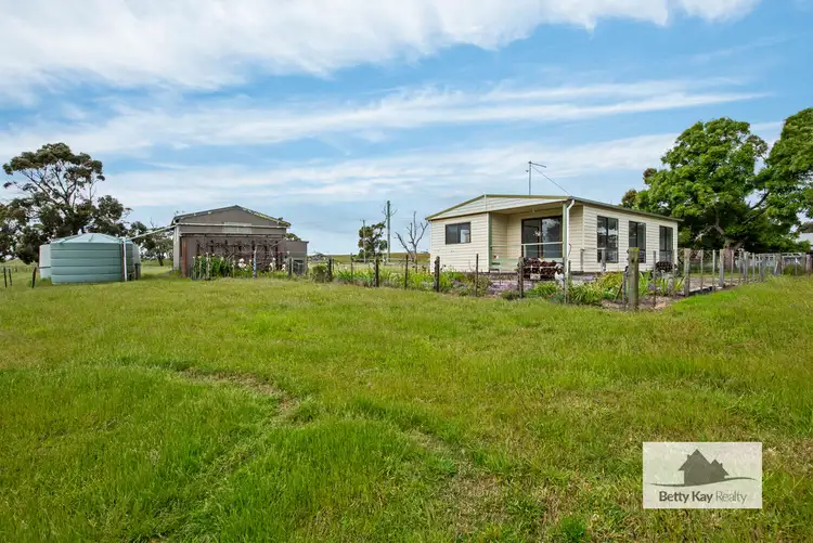 74 boyndey Road, Black River TAS 7321