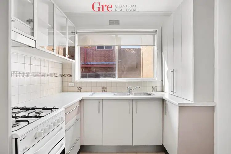 Third view of Homely apartment listing, 2/262 Buckley Street, Essendon VIC 3040