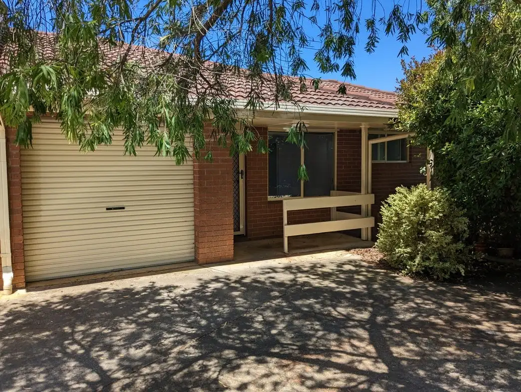 Main view of Homely townhouse listing, 6/4 Skipton Court, Wodonga VIC 3690