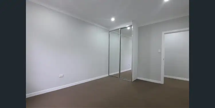 1/111 Pendle Way, Pendle Hill NSW 2145