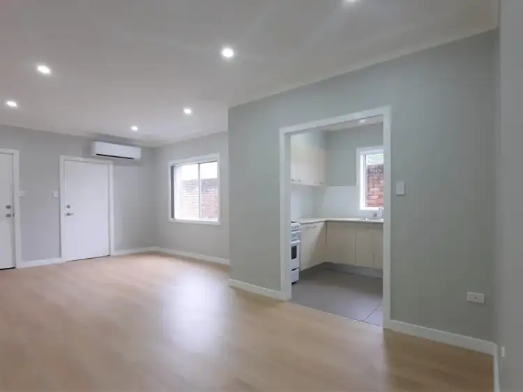 1/111 Pendle Way, Pendle Hill NSW 2145