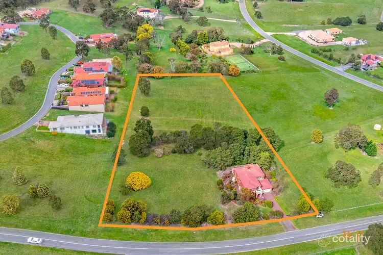 12 Eastern Ridge, Hidden Valley VIC 3756