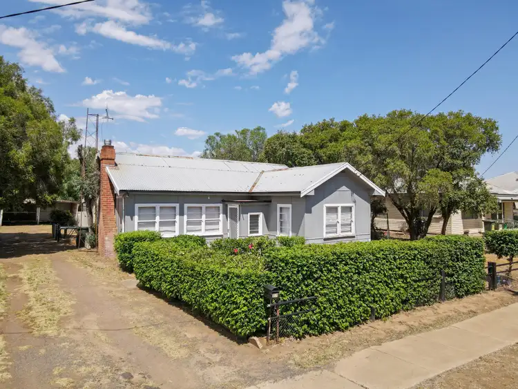 17 Chester Street, Warren NSW 2824