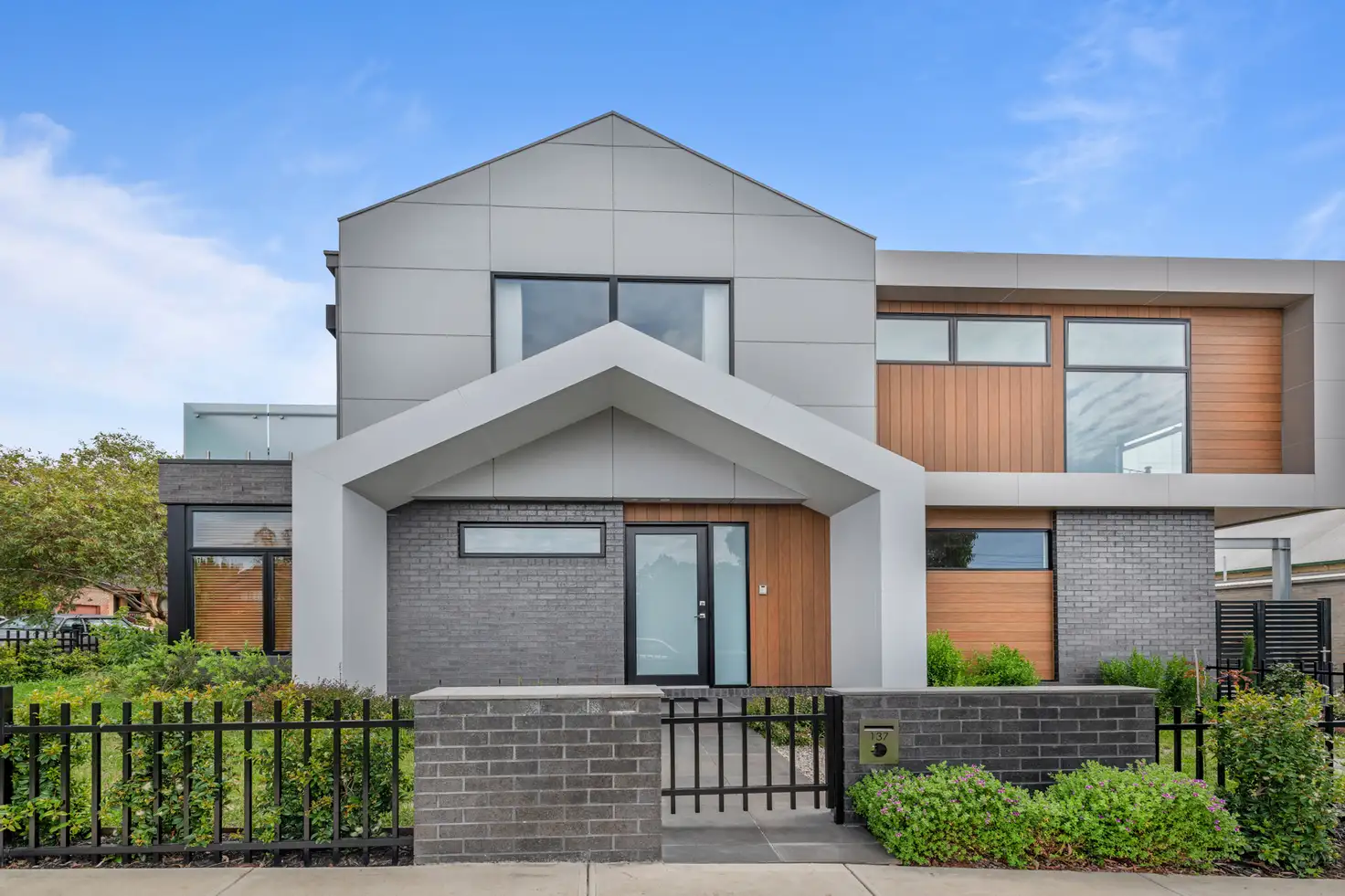 Main view of Homely townhouse listing, 137 Mansfield Street, Thornbury VIC 3071