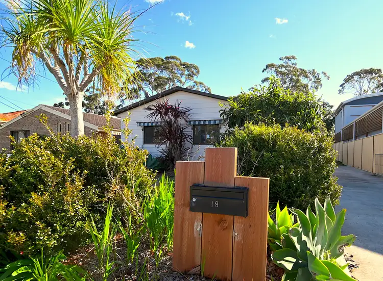 18 Derwent Street, Callala Bay NSW 2540