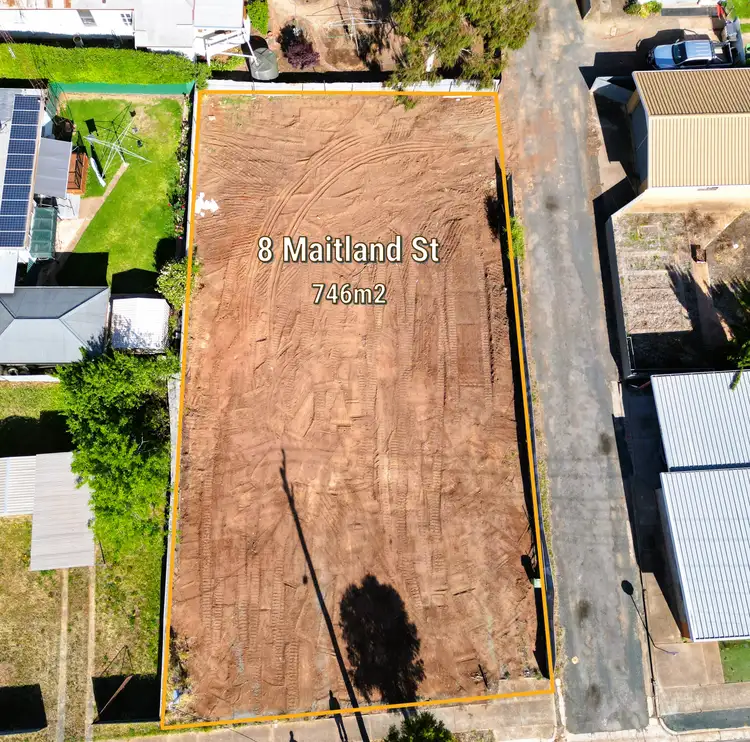 8 Maitland Street