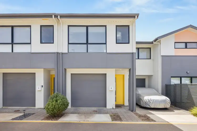 4 Rivergum Lane