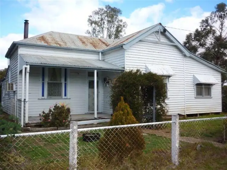 27 Swann St, Brim VIC 3391