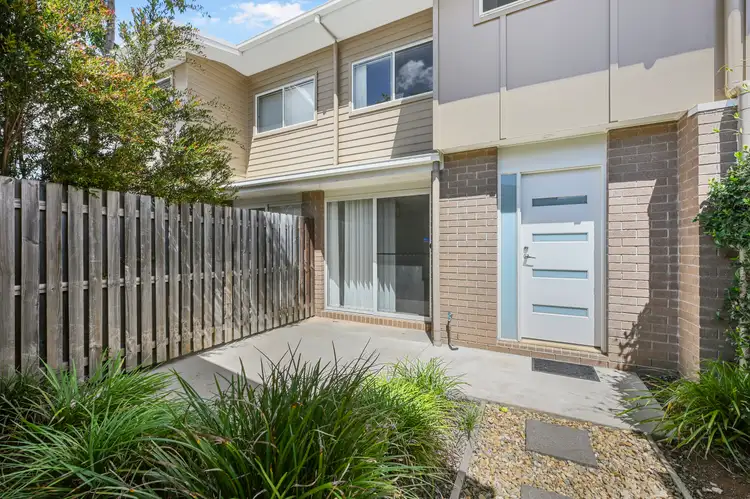 227 Nelson St