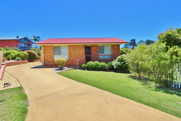 12 Blue Marlin Court