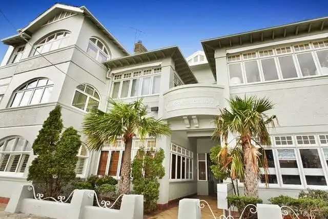 360 Beaconsfield Parade