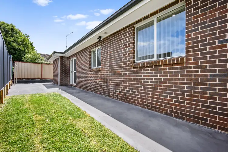 32 A Endeavour Street