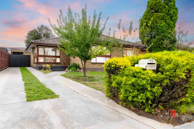 52 Windsor Crescent