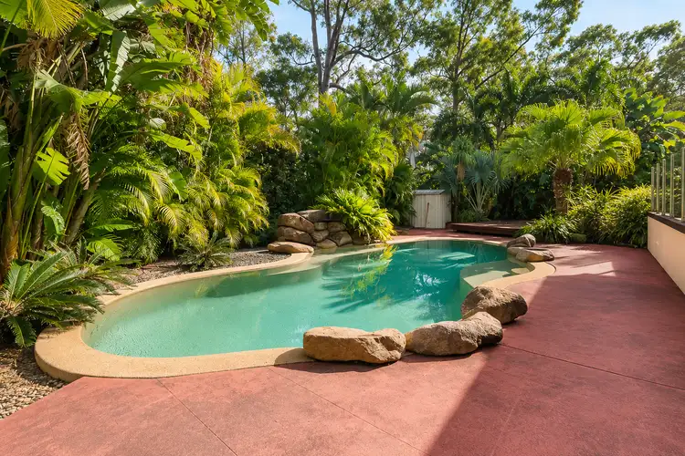 4 Adina Ct