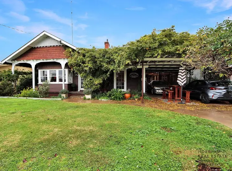170 WOODS STREET, Donald VIC 3480