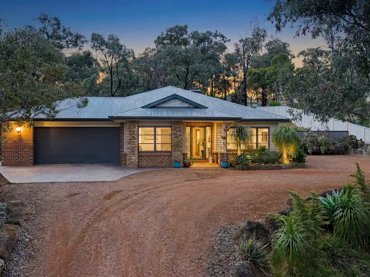 8 Arbor Place
