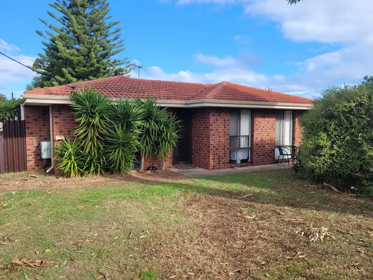 9 Yarle Ct