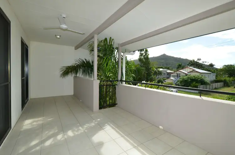 9/6 Henry Street, West End QLD 4810