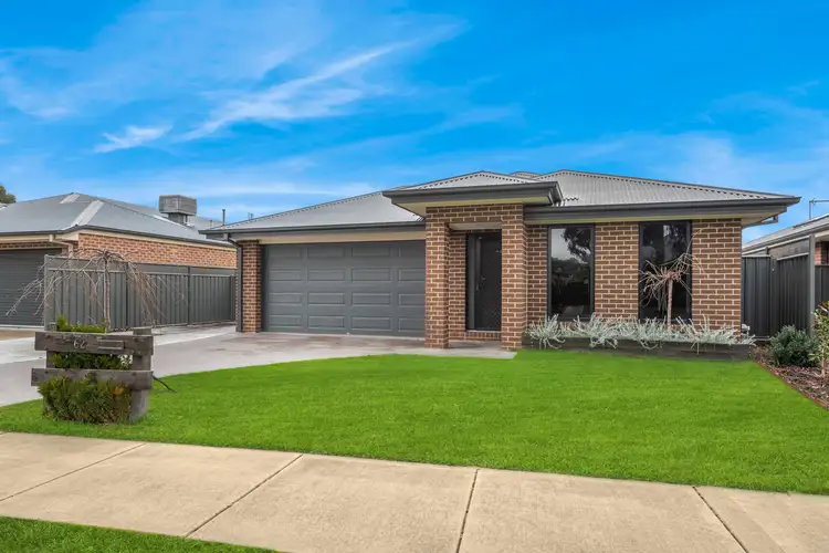 62 Greenfield Drive