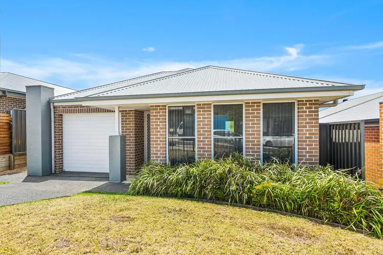 19 Brooks Reach Road