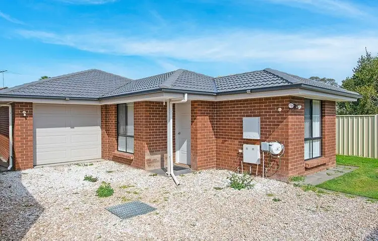 21B Yirra Crescent
