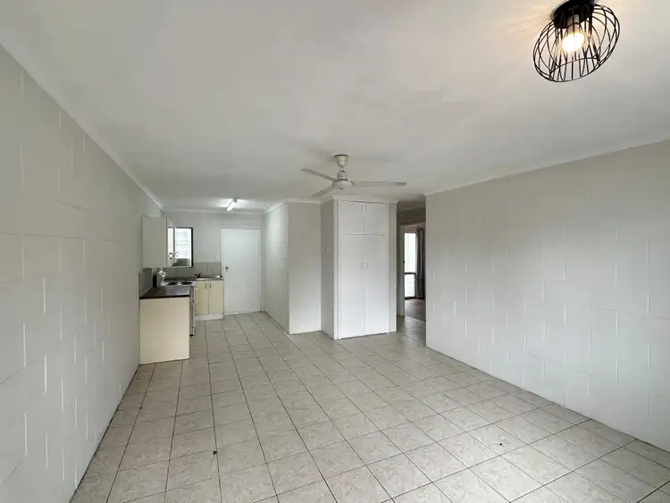 7 Mcintosh Street