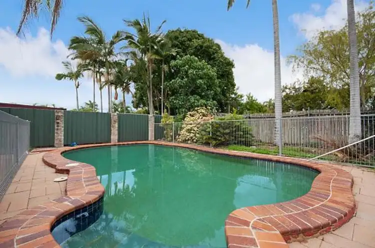 8 Kauri Ct