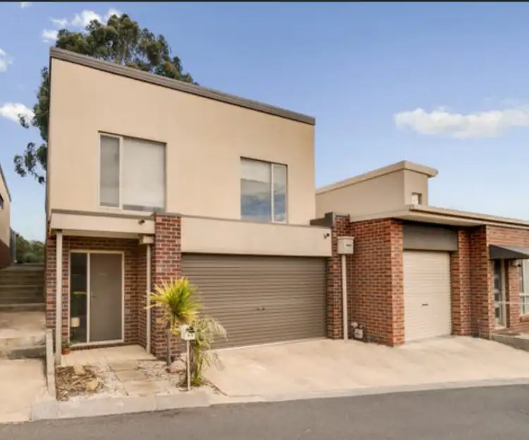 4 Delbridge Street