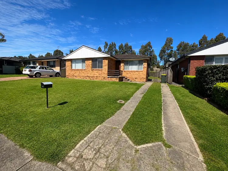 56 Ridgeway Crescent