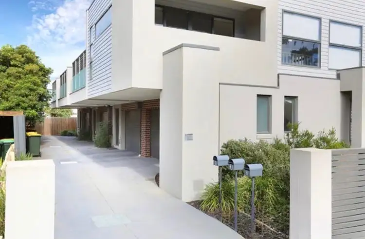 517 Ballarat Road