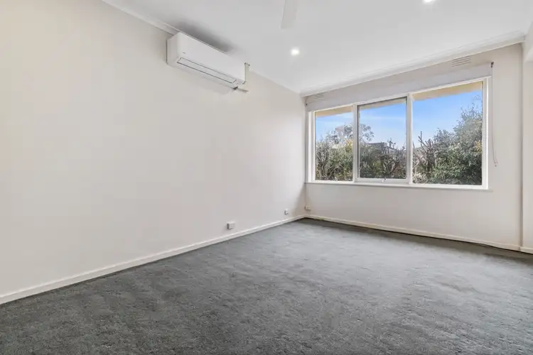 Second view of Homely unit listing, 7/5 Walsh St, Ormond VIC 3204