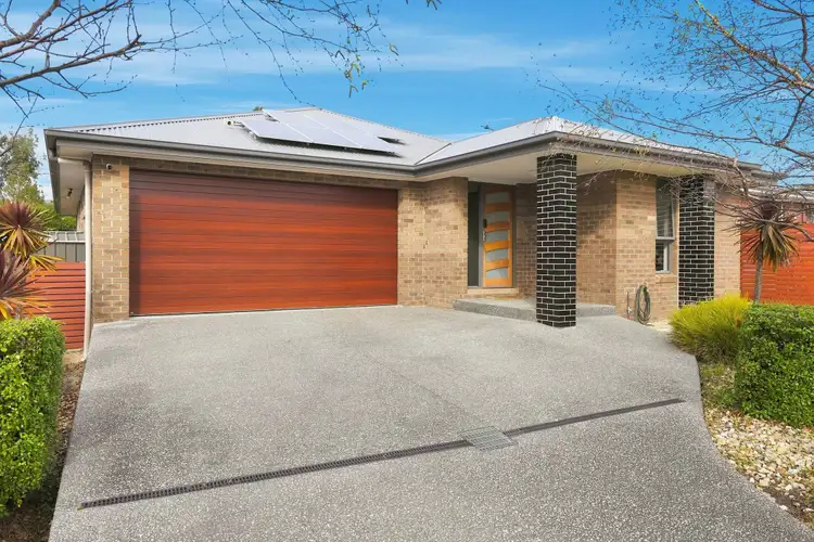 7 Threxton Way