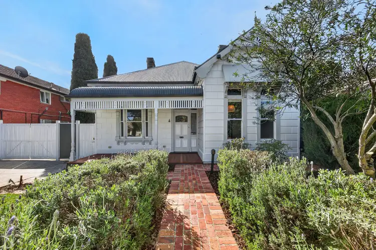 37 Davies St