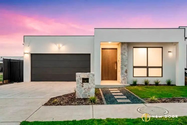28 Pat Lovell Crescent, Whitlam ACT 2611