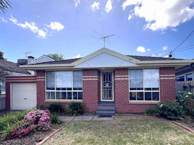 2A Ananda Ct