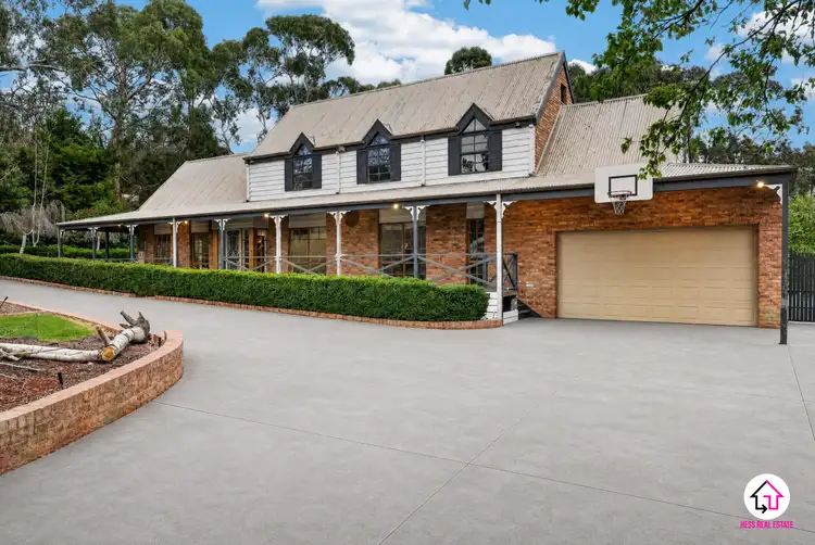 8 Parkside Rise