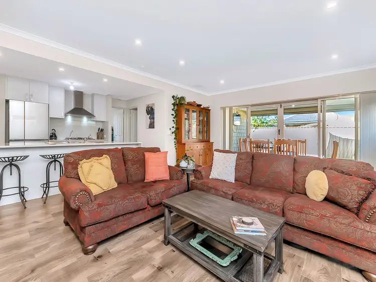 Sixth view of Homely house listing, 31 Cumbine Loop, Martin WA 6110