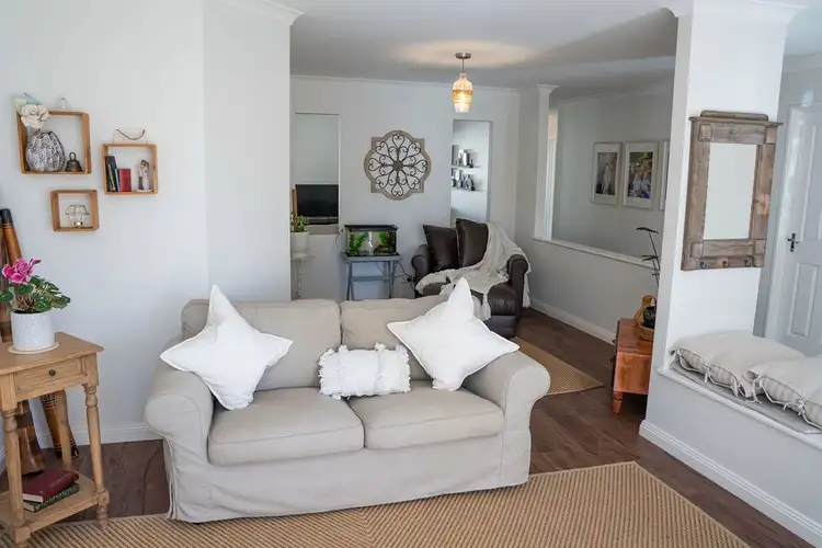 Third view of Homely house listing, 5 Carisbrooke Loop, Hocking WA 6065