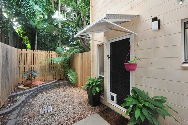 7/12 Le Grande St, Freshwater QLD 4870
