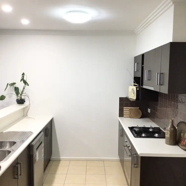 Fourth view of Homely townhouse listing, 2/87 Adam Street, Quarry Hill VIC 3550
