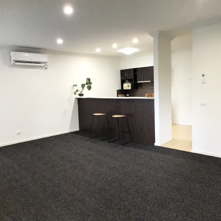 Fifth view of Homely townhouse listing, 2/87 Adam Street, Quarry Hill VIC 3550