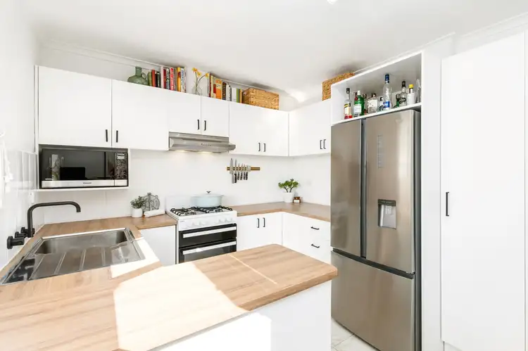 Fifth view of Homely apartment listing, 4/7 Weymar St, Cheltenham VIC 3192