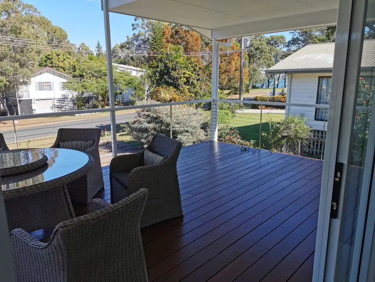 17 Benowa Street, Macleay Island QLD 4184