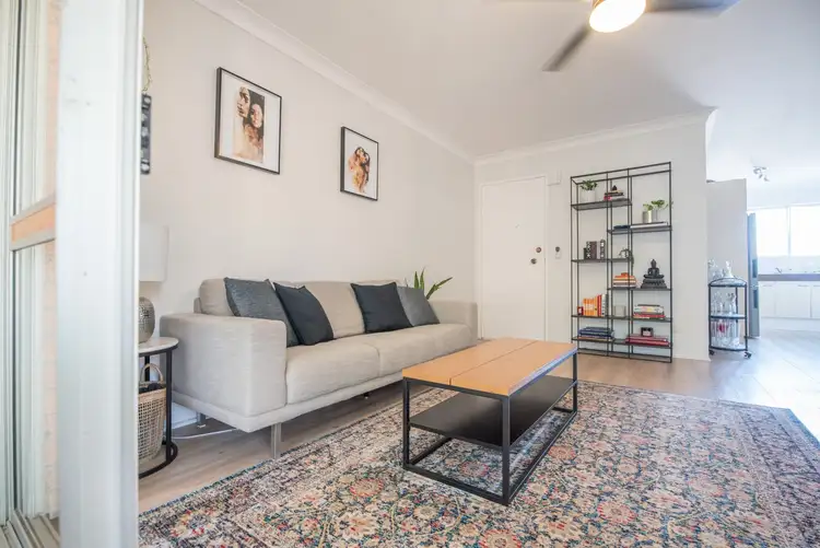 9/11 Nalla Court, Palm Beach QLD 4221