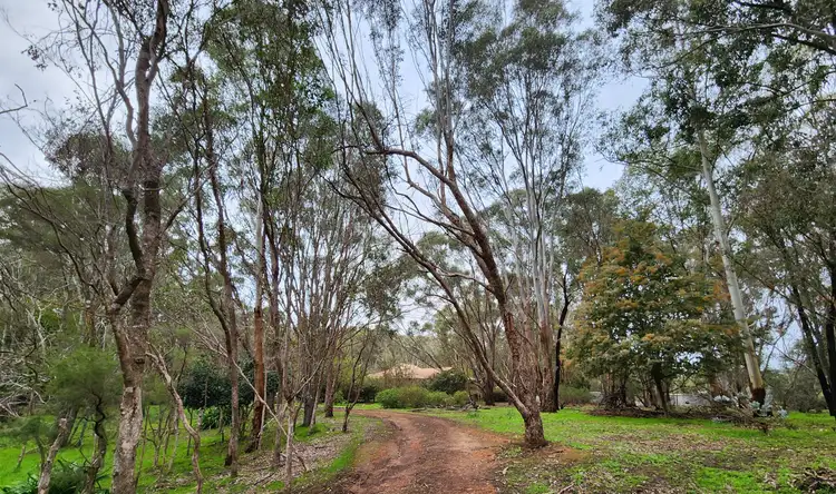 1174 Chittering Road, Bullsbrook WA 6084