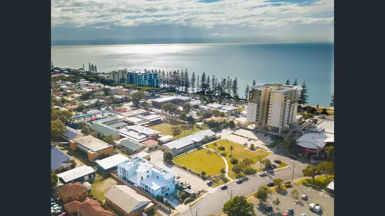 Main view of Homely unit listing, 7/2-4 Irene St, Redcliffe QLD 4020