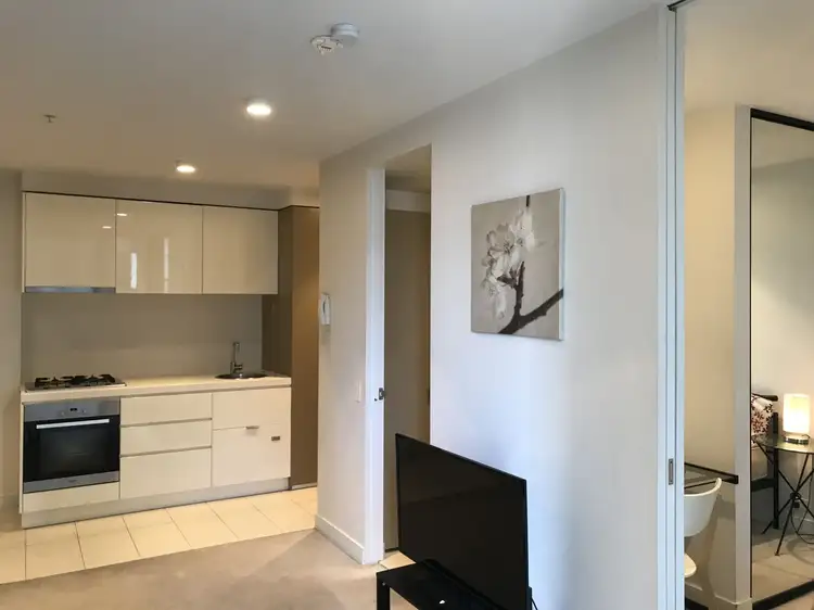 2014/33 MacKenzie Street, Melbourne VIC 3000