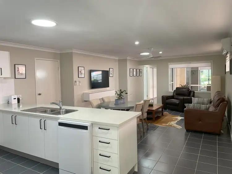 Third view of Homely house listing, 201 Birkdale Road, Birkdale QLD 4159