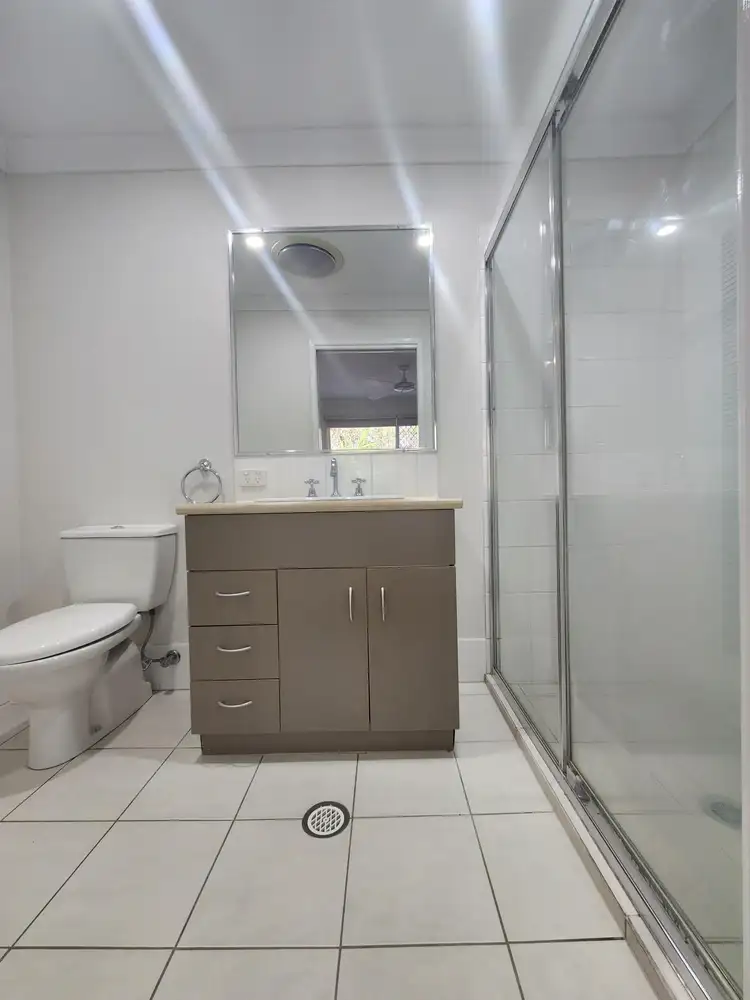 Seventh view of Homely townhouse listing, 28/29 Lachlan Drive, Wakerley QLD 4154
